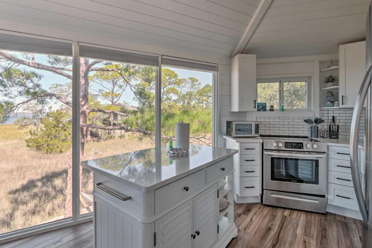 Luxe Treetop Escape With Fire Pit And Ocean Views! Hilton Head Island Exterior photo